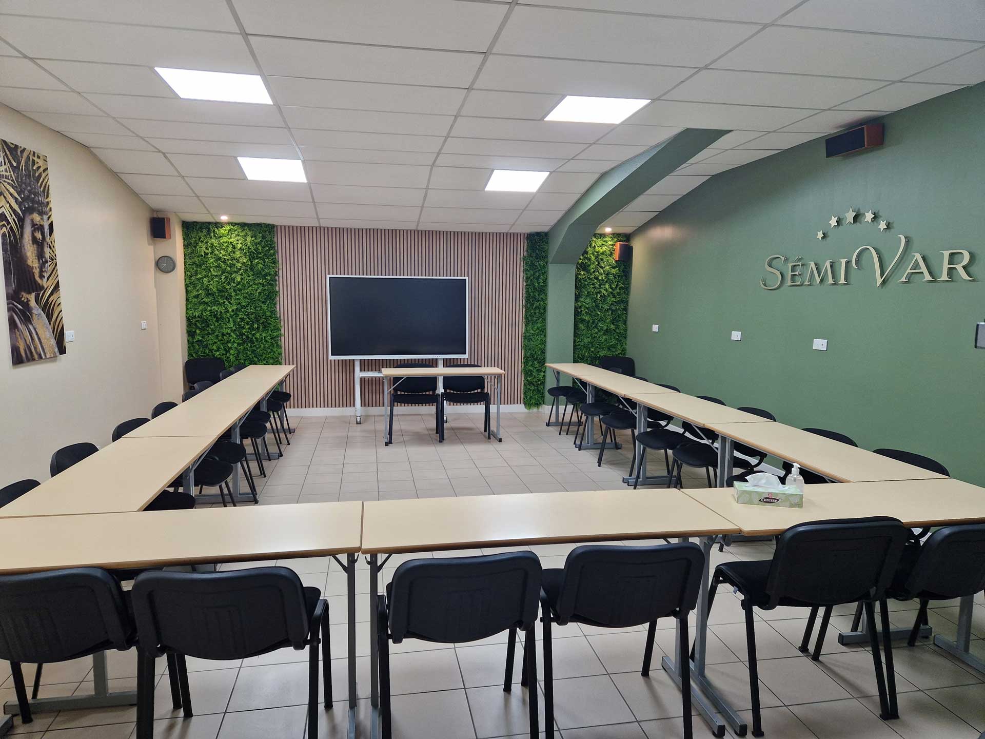 Sémi Var - Grande Salle